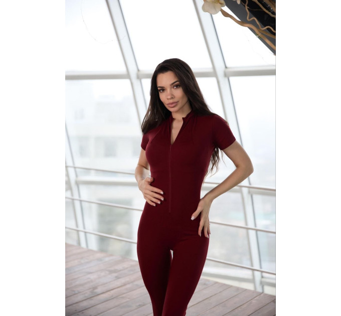 Women's sports jumpsuit with a zipper Mind Body Shemer Marsala T-shirt in marsala color